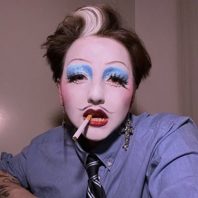 Lee's profile picture