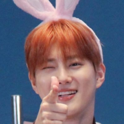 ᕱᕱ이끠's profile picture