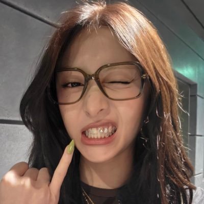 ez's profile picture