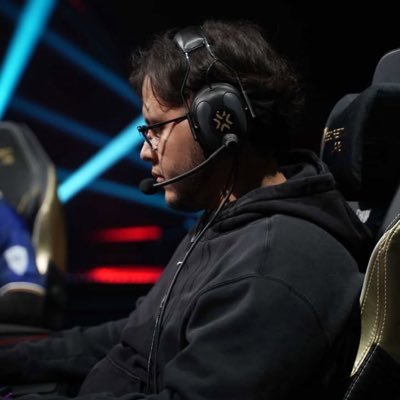 1artzin's profile picture