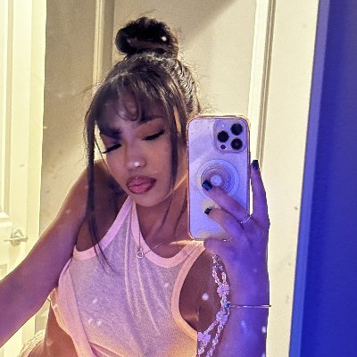 Fairyy🧚‍♀️'s profile picture