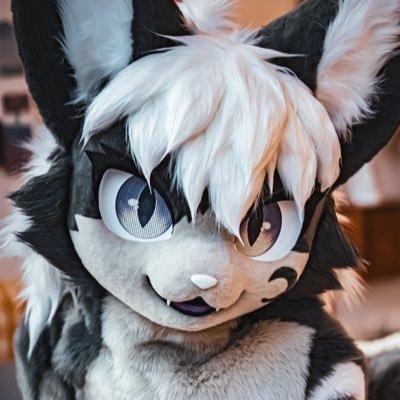 크레센 Crescen 😼's profile picture