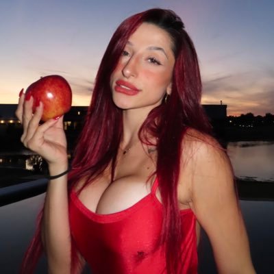 Mica 🎀's profile picture