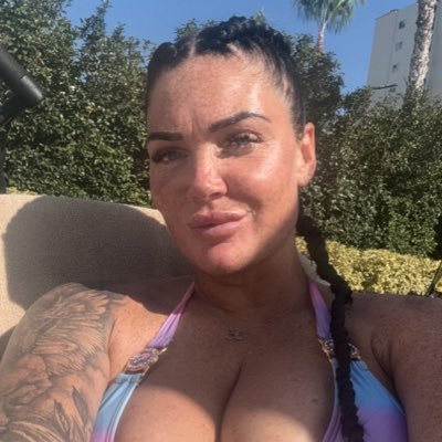 Emma Leigh's profile picture