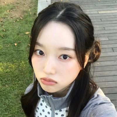 gownloops's profile picture