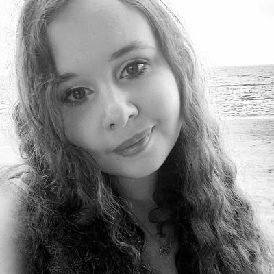 rocknrollgirl99's profile picture