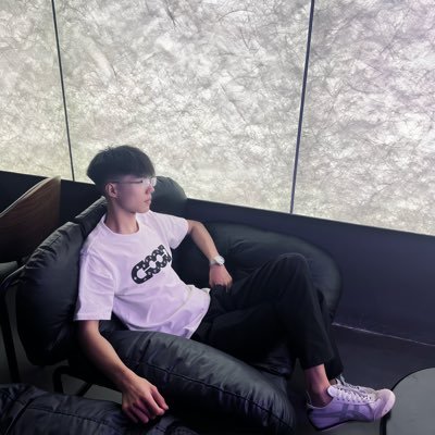 心狠手辣9爷's profile picture