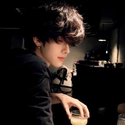 肖桦鲜_Sneakers&Gays's profile picture