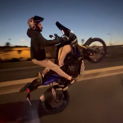 LA R's profile picture