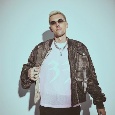 djameskickit's profile picture