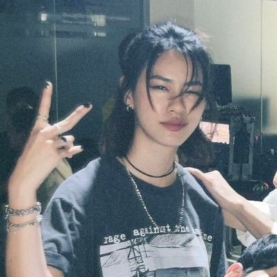 ri ʚїɞ's profile picture
