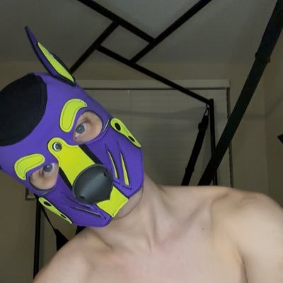 cagedbttmboi's profile picture