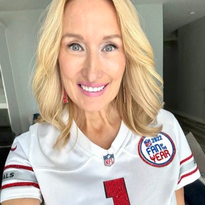 SuzRedSea's profile picture