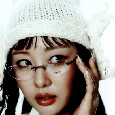 yveryhour's profile picture