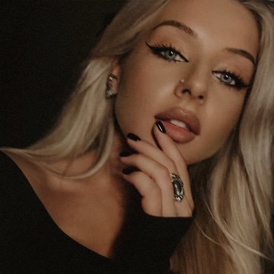 чипчили's profile picture