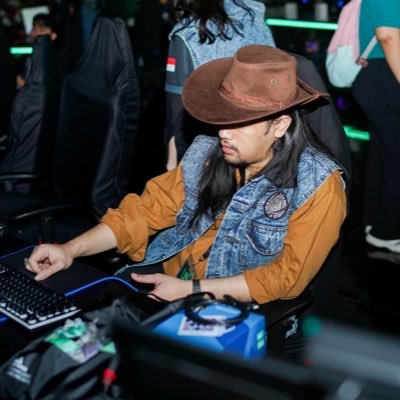 Mada Rahadian's profile picture