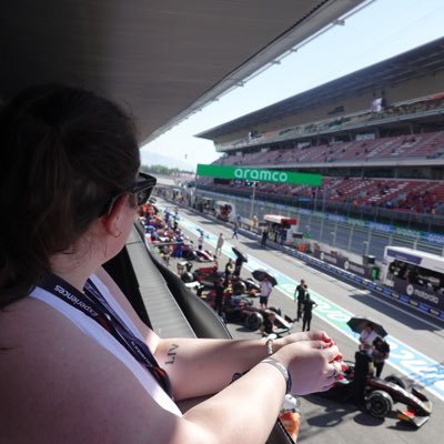 Éponine⁴ ⁴³'s profile picture