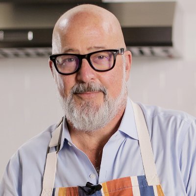 Andrew Zimmern's profile picture