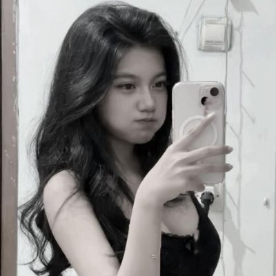 karinaalili's profile picture