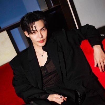 chalarmp23's profile picture