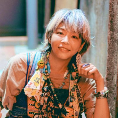 松崎ナオofficial(鹿の一族)'s profile picture