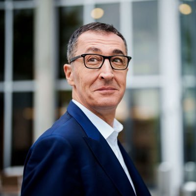 cem_oezdemir's profile picture