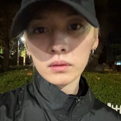 knowna cat hyun's profile picture