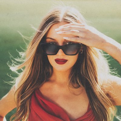 Kelsea Ballerini's profile picture