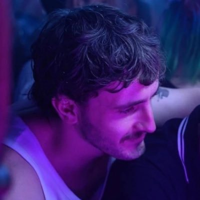 kenny :)'s profile picture