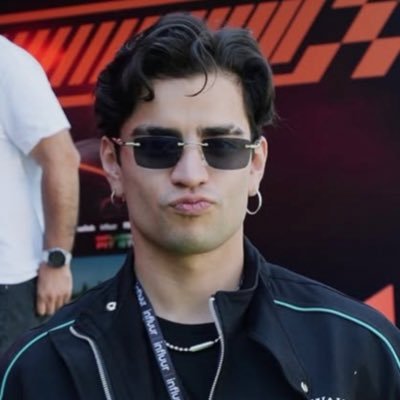 Michi karryn's profile picture