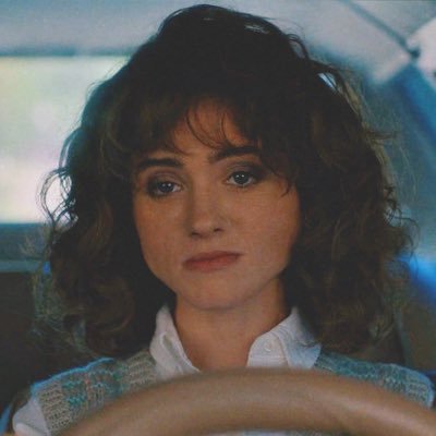 leyla 🍒's profile picture