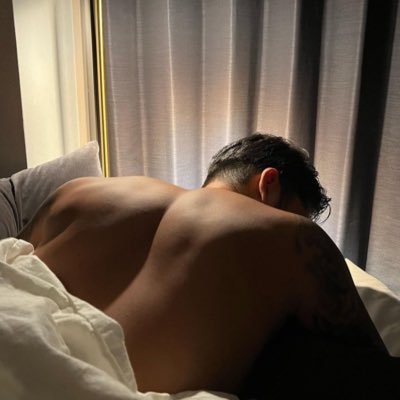 H5's profile picture
