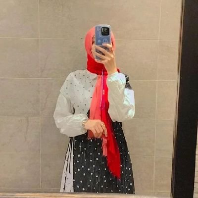 SunshineEmo24's profile picture
