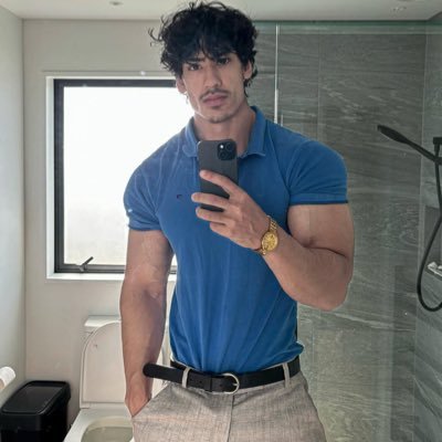 brownboyfit's profile picture