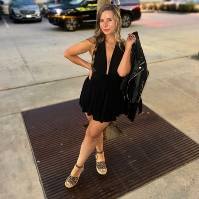 TiffOffScript's profile picture