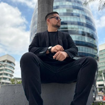 javieralavar's profile picture