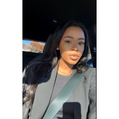 lau__rah's profile picture