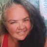 Profilbild von Shari Santana