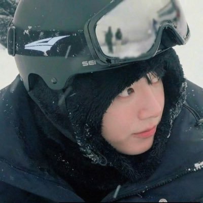 monse ☆ va a ver a bts's profile picture