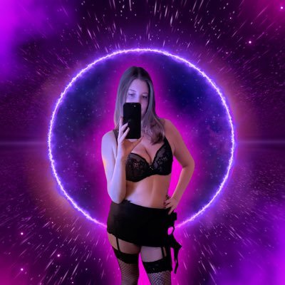 Miss Danielle V ⛓️'s profile picture