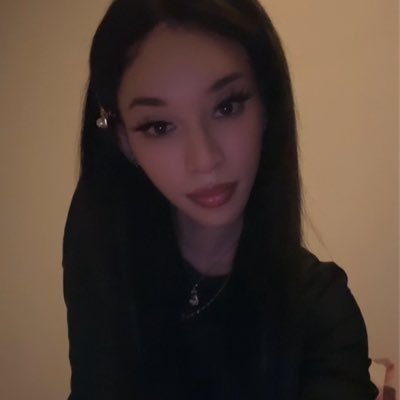 SLIM 🎀🏳️‍⚧️'s profile picture