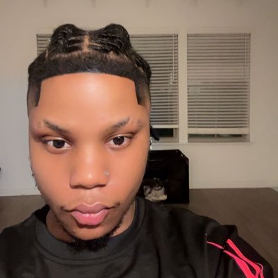 Jersea 🧜🏽‍♂️🌈🤴🏽's profile picture