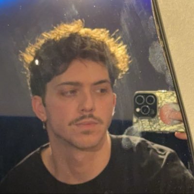 Le détraqué de TWlTTER's profile picture