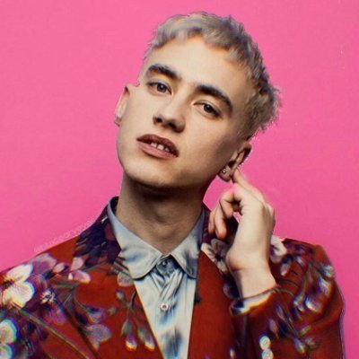 bluxtearyeyes's profile picture