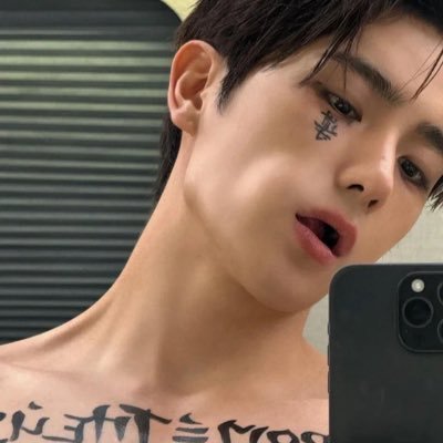 me2ulover's profile picture