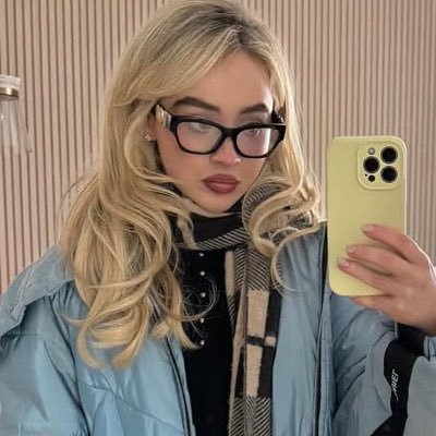 pay ☆ sttfs superfan!'s profile picture