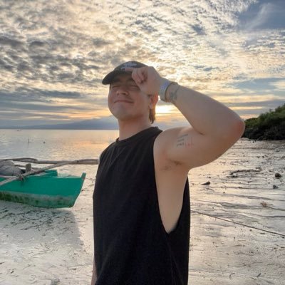 xyouridolraffy's profile picture