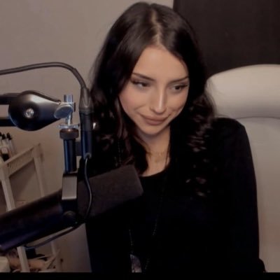 leah's profile picture