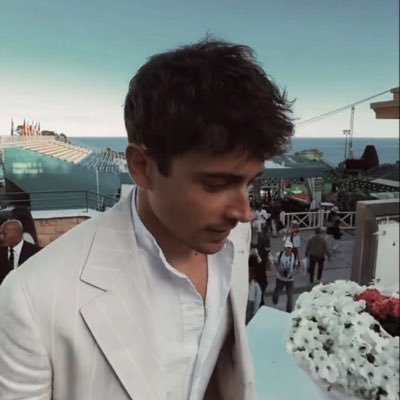 mary ✧'s profile picture