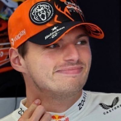 بوم's profile picture